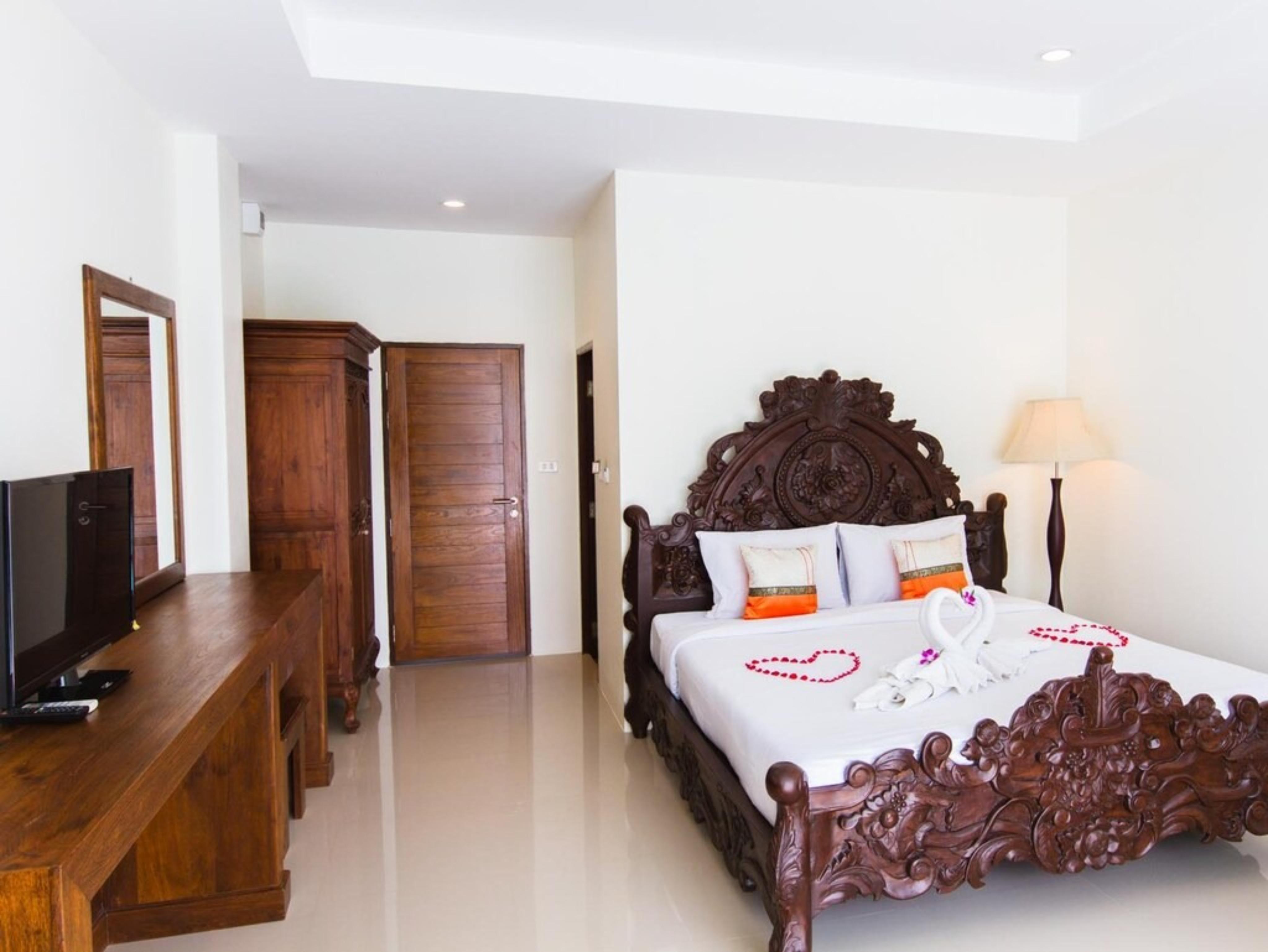 The Pano Hotel & Residence Ao Nang Exterior photo