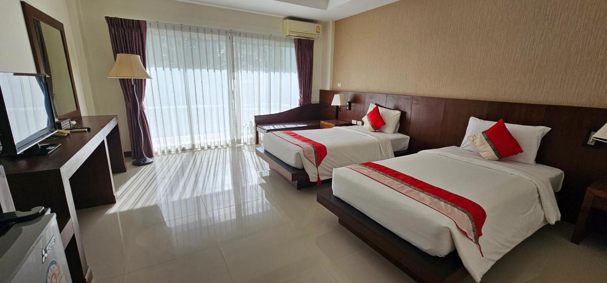 The Pano Hotel & Residence Ao Nang Exterior photo