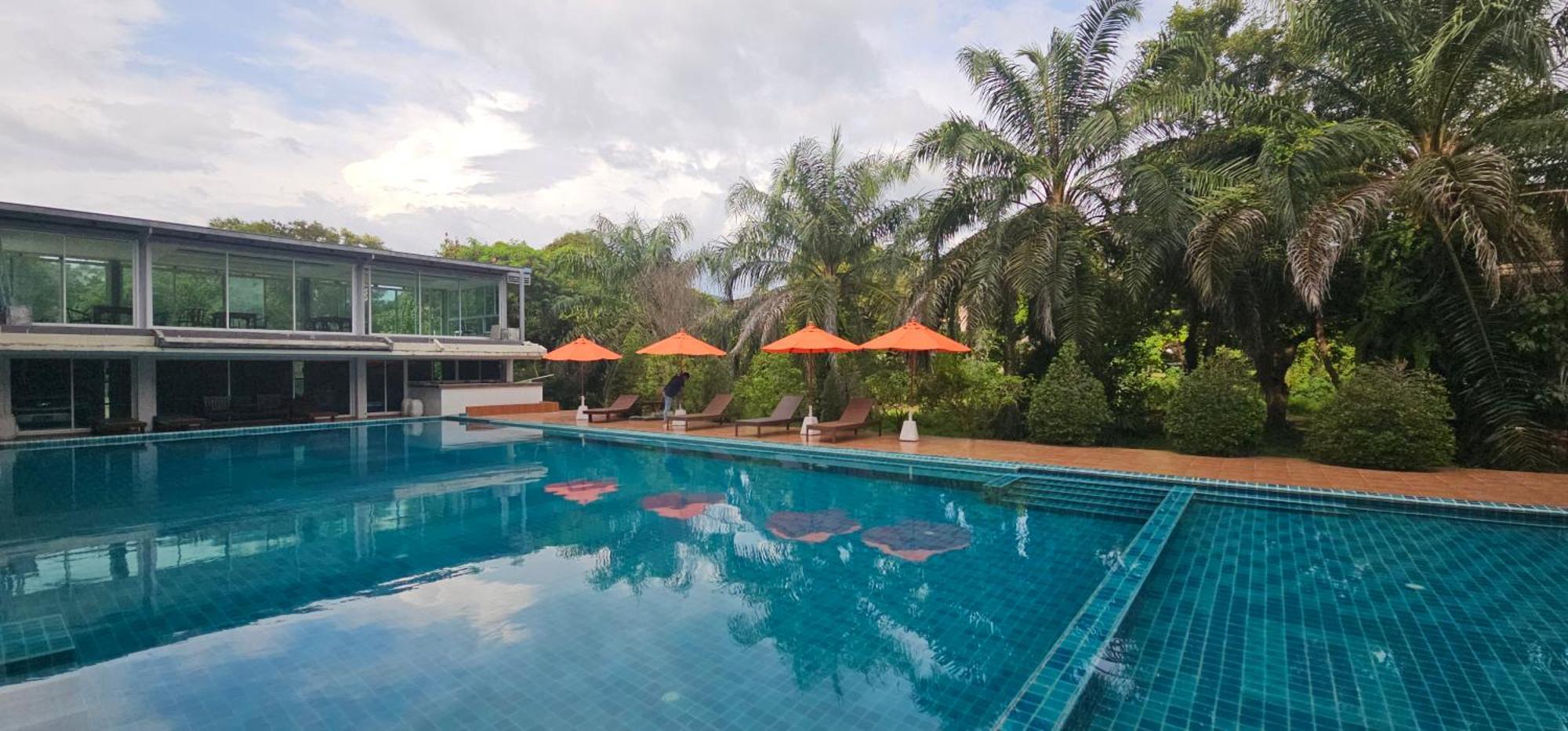 The Pano Hotel & Residence Ao Nang Exterior photo