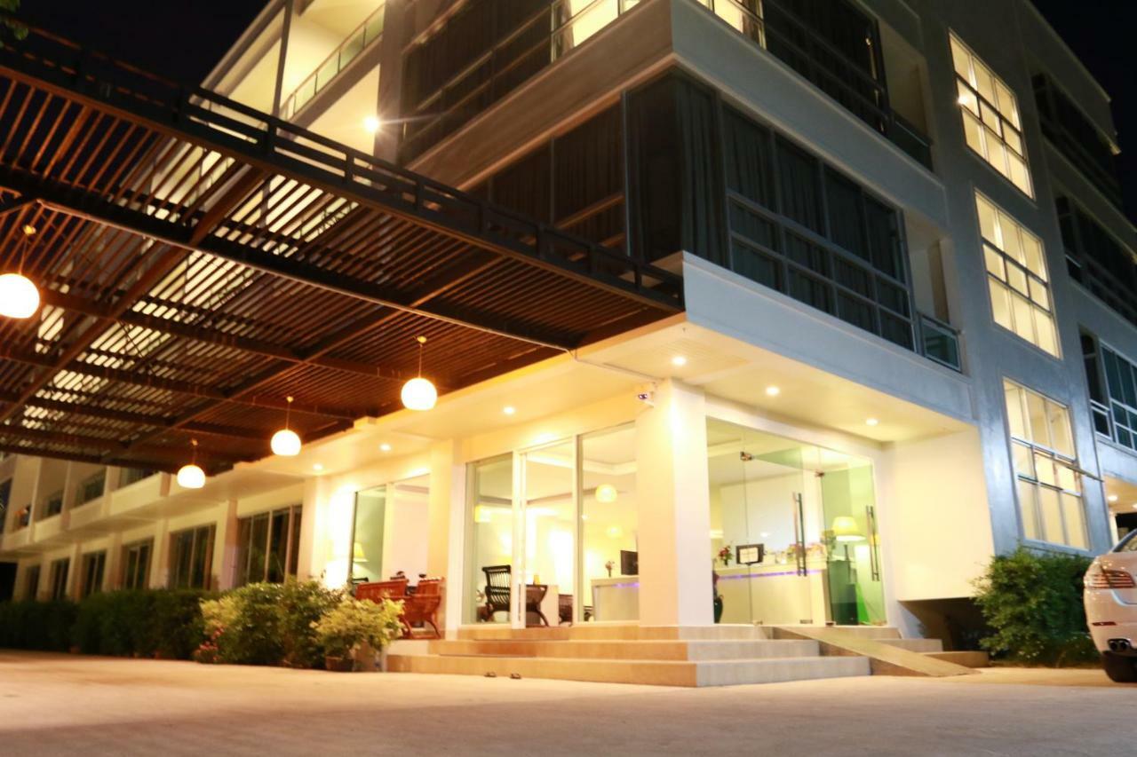 The Pano Hotel & Residence Ao Nang Exterior photo